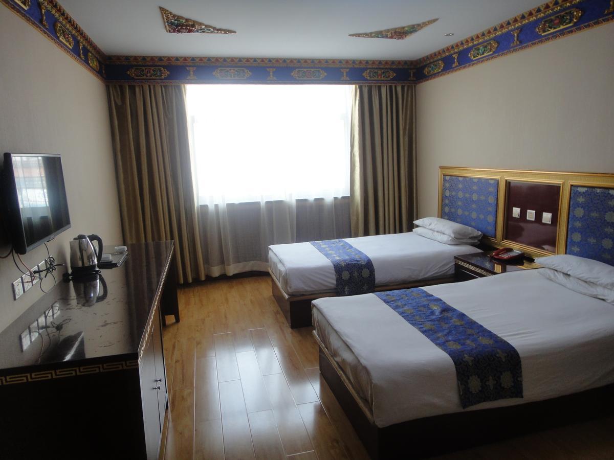 Overseas Tibetan Hotel 夏河県 エクステリア 写真