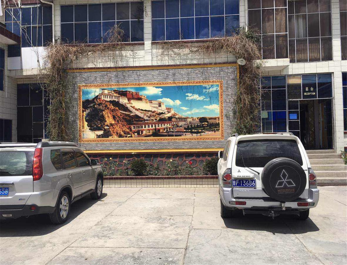 Overseas Tibetan Hotel 夏河県 エクステリア 写真